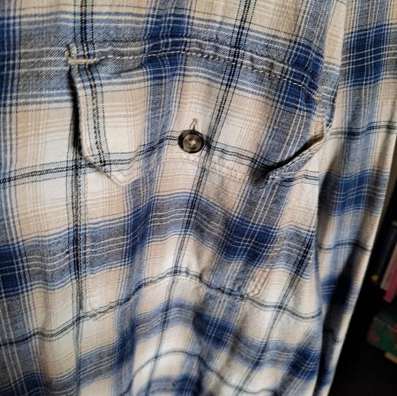 Flannels. 🌈 - Picture 3 of 7